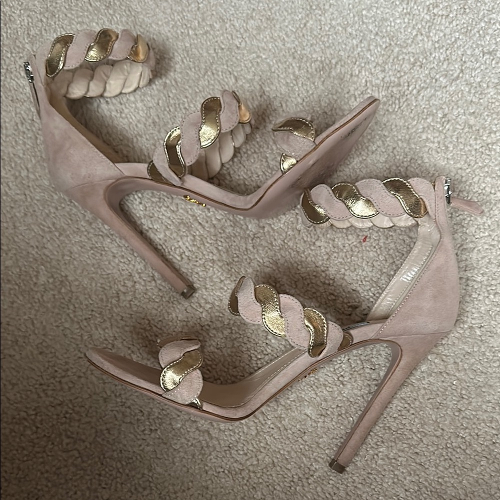 Prada light blush/nude and gold Heels
